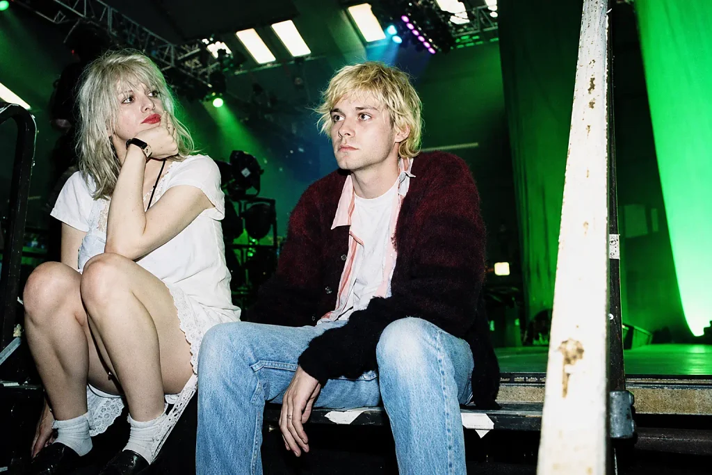Grunge aesthetic outfits