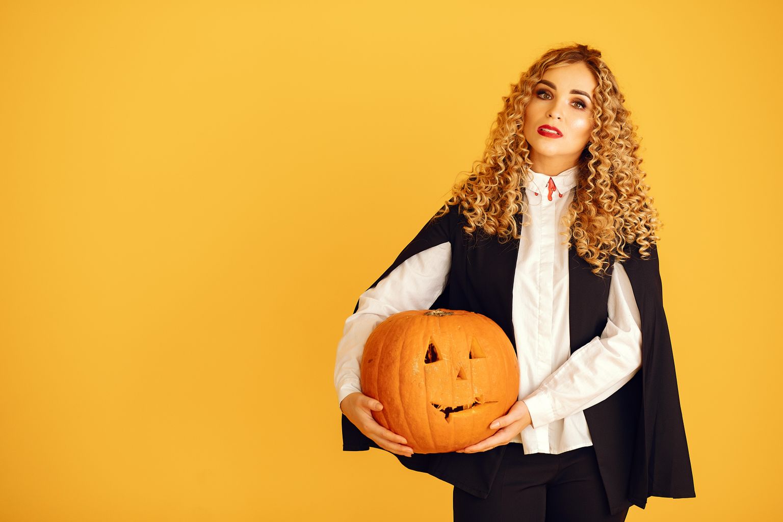 DIY Halloween costumes for women made from closet clothes